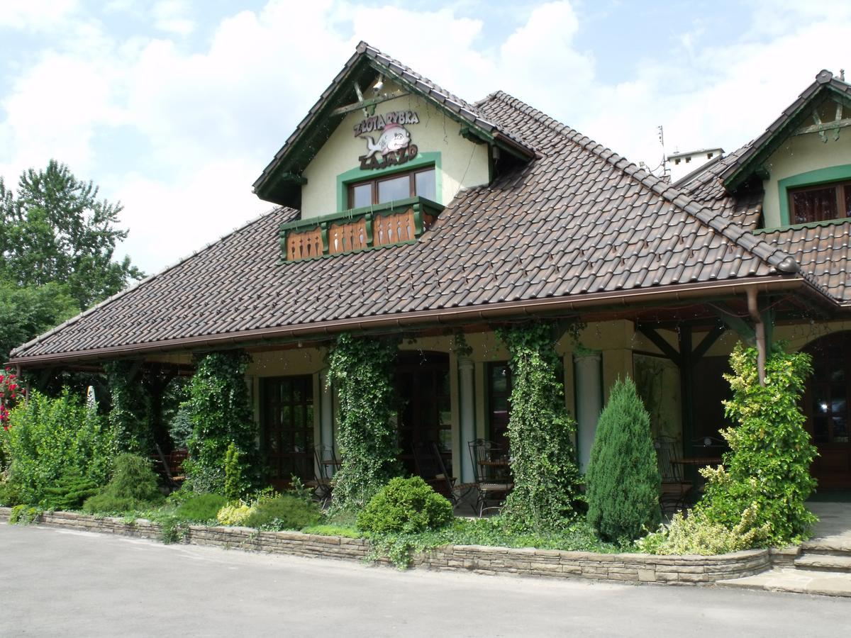 兹洛卡丽贝卡酒店 Andrychów 外观 照片